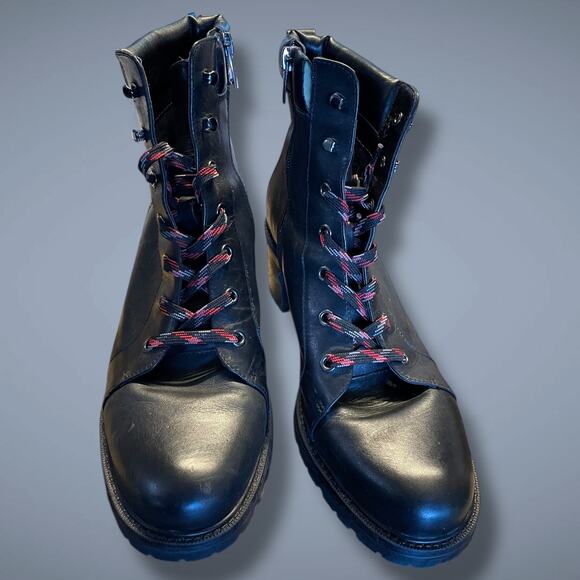 Women's Size 11 VINCE CAMUTO Gaviana Black Leather Boots Side Zip Lace Up Boots - Picture 5 of 15